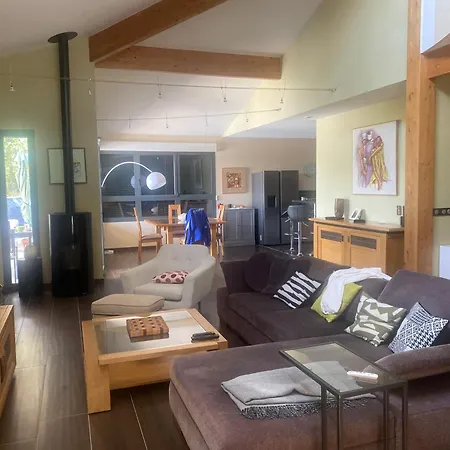 Moderne Villa Monfort
